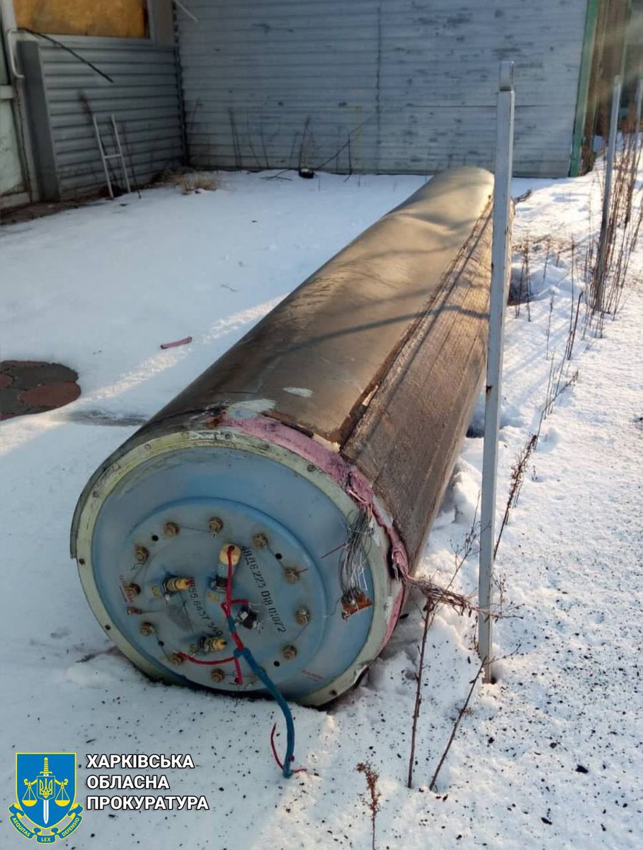 UFMPlatform's tweet photo. Yesterday night #Russians hit #Kharkiv with S300 anti-aircraft missiles. Attacks were recorded in Osnovyansk and Kyiv districts of the city. There were no casualties. Workshops of one of the enterprises were damaged by the blast wave
📸Kharkiv Regional Prosecutors Office
#Ukraina https://t.co/6W7oyWDhc4