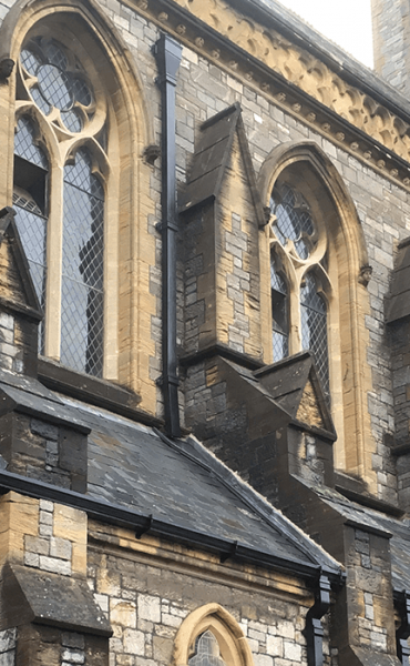 DrainageCentral's tweet photo. What are the Benefits of Cast Iron? 🤝
☑ Strong &amp; highly resistant to damage
☑ 100% recyclable
☑ Minimal maintenance requirements – occasional repainting
☑ Functional life expectancy 100 years plus
Shop our range of ARP Cast Iron Guttering here 👇
https://t.co/hSkfQf4gKQ https://t.co/FQVS6JwbLp