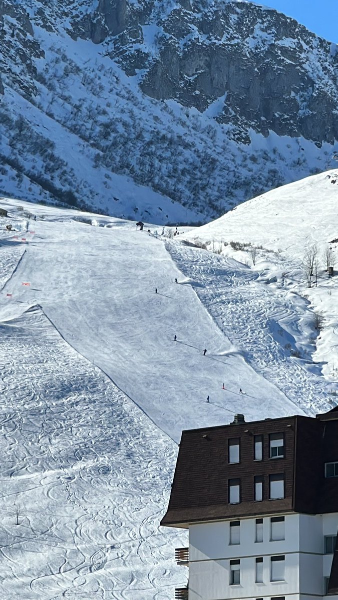 SVCSSkiTrip's tweet photo. The students are buzzing!!! A number have tackled the steep black we can see from the balcony that Mr Stephens and myself rode yesterday. ‘The best thing ever!!!’ Being heard repeatedly over lunch. #SVCSSkiTrip https://t.co/Mrf7MiLJjN