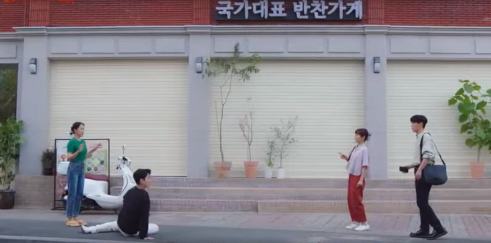 aurondrama_'s tweet photo. la mejr escena JAKSJAJ #CrashCourseInRomanceEP5 https://t.co/R2o4nZu9OC