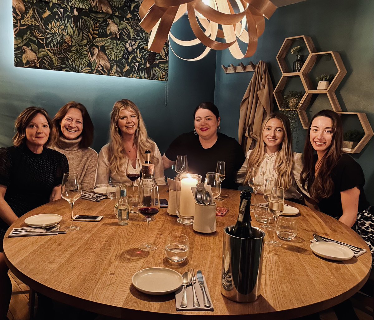 FMFamilylawteam's tweet photo. A thoroughly enjoyable evening at Benoli last night in #Norwich - lots of delicious food and lively conversation! 🥂 💙
@BenoliRestaura1
#TeamFM #WorkPerks #FMFun https://t.co/Z73XM9uUna