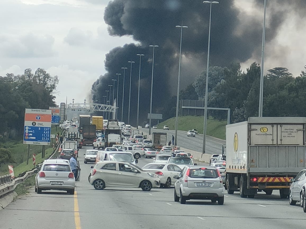 BBWLoving on Twitter "Between Malibongwe and Rivonia on the N1 looks like gas tanker .. both