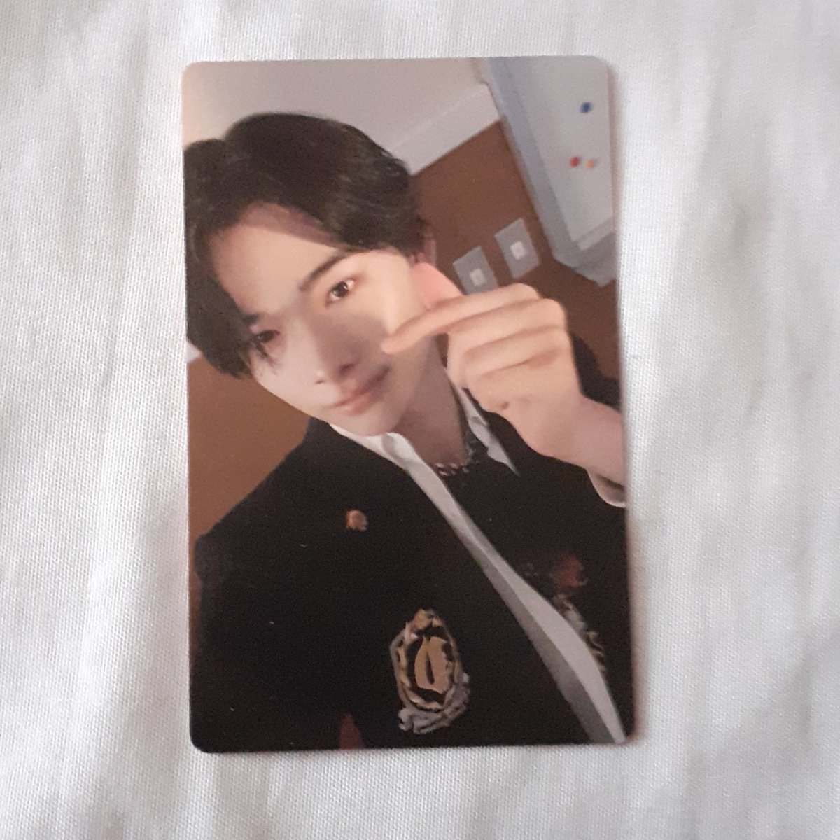 vvonderwon's tweet photo. wts lfb enhypen ph

> sold as tingi (good condi, onhand)
> 250 php (prio payo) + pf (25) + sf 
> mop : gcash
> mod : direct jnt

ni-ki riki nishimura manifesto album weverse pob unif uniform sunoo jungwon heeseung jay sunghoon jake https://t.co/H4nMy4ZBWy