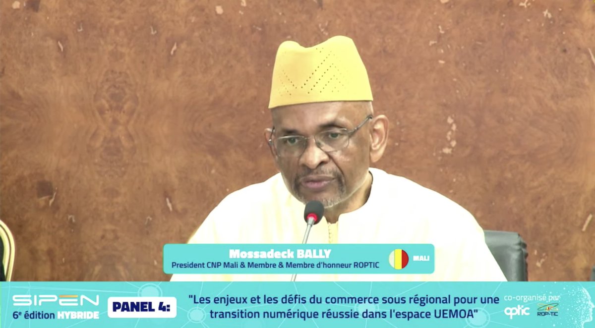 Nous vous l'annoncions il y a quelques instants.
Rendez-vous maintenant pour suivre en direct le panel 4 portant sur la thématique des enjeux et des défis du commerce sous régional pour une transition numérique réussie dans l’espace UEMOA.
En direct ici: bit.ly/3S5Xzvo