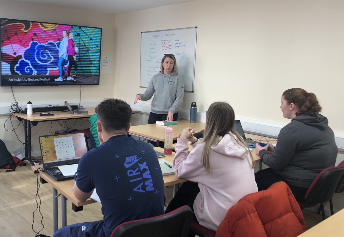 Awesome for ⁦@stride_active⁩ and ⁦@RiversideQuals⁩ PE apprentices to meet Lindsay from ⁦<a href="/EnglandNetball/">England Netball</a>⁩ discussing her role promoting Netball across Herefordshire and Worcestershire