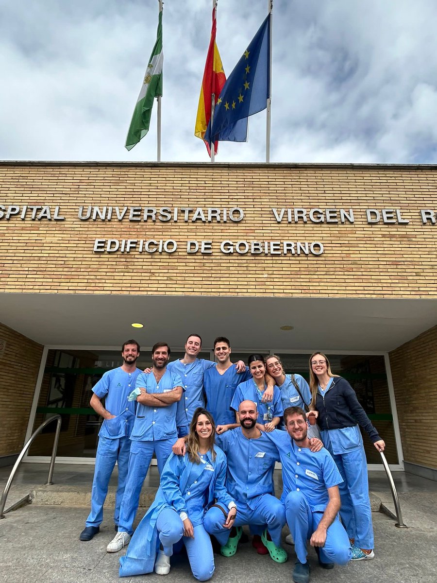 Hoy sesión de simulación en situaciones críticas obstétricas con parte de nuestros residentes.

¡Feliz fin de semana a todos! #SomosHUVR <a href="/HospitalUVRocio/">Hospital Universitario Virgen del Rocío</a>