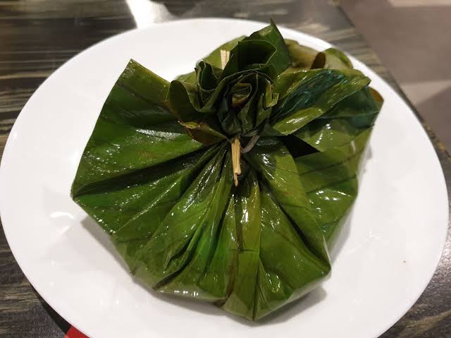 Foodlifess's tweet photo. Kizhi Parotta, Have you tried this amazing food from #kerala 
https://t.co/CvXagiv6h6
#keralafood #Foodie #SouthIndian #parota #eating #foodfriday https://t.co/b8NLL4V0pE