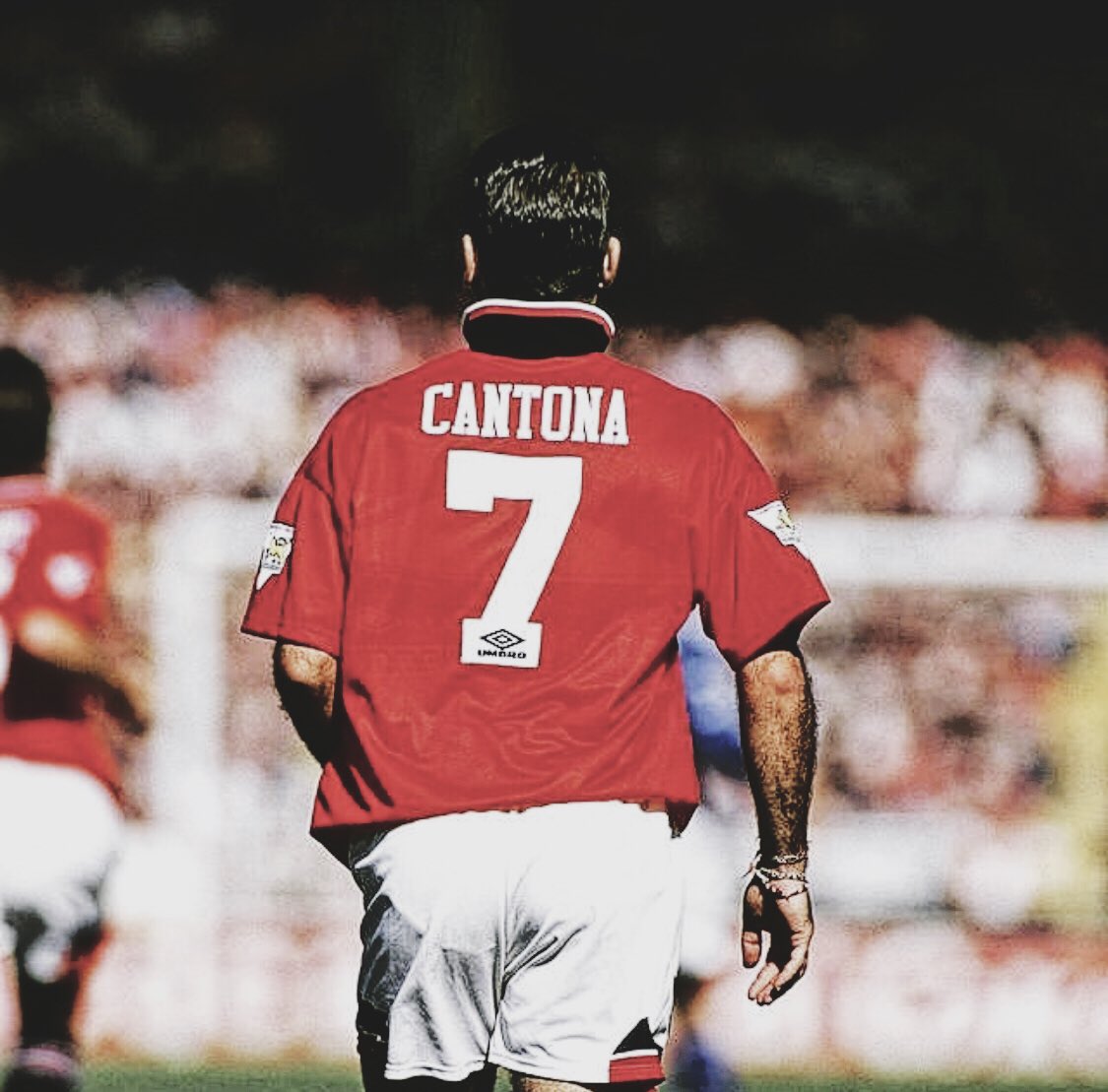 90s Football on Twitter "King Eric 👑"