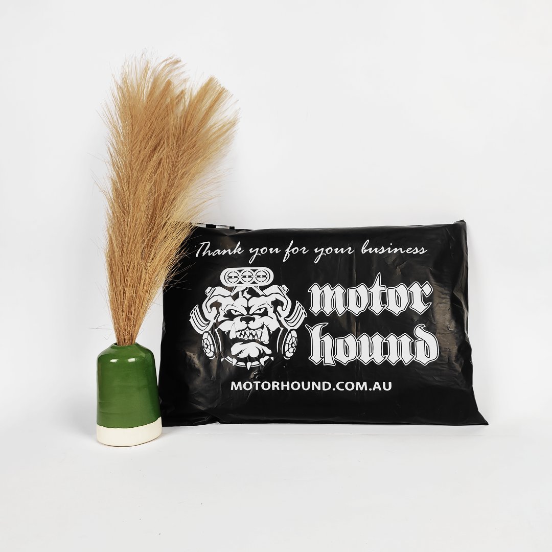 suprpack's tweet image. Don't just mail it, make a statement. Show off your brand with Supr Pack's custom mailers in 3 vibrant colors! 

#suprpack 
#custommailers #compostables #reuserecycle #smallbatch #smallbatchproduction #fsccertified #ecofriendly