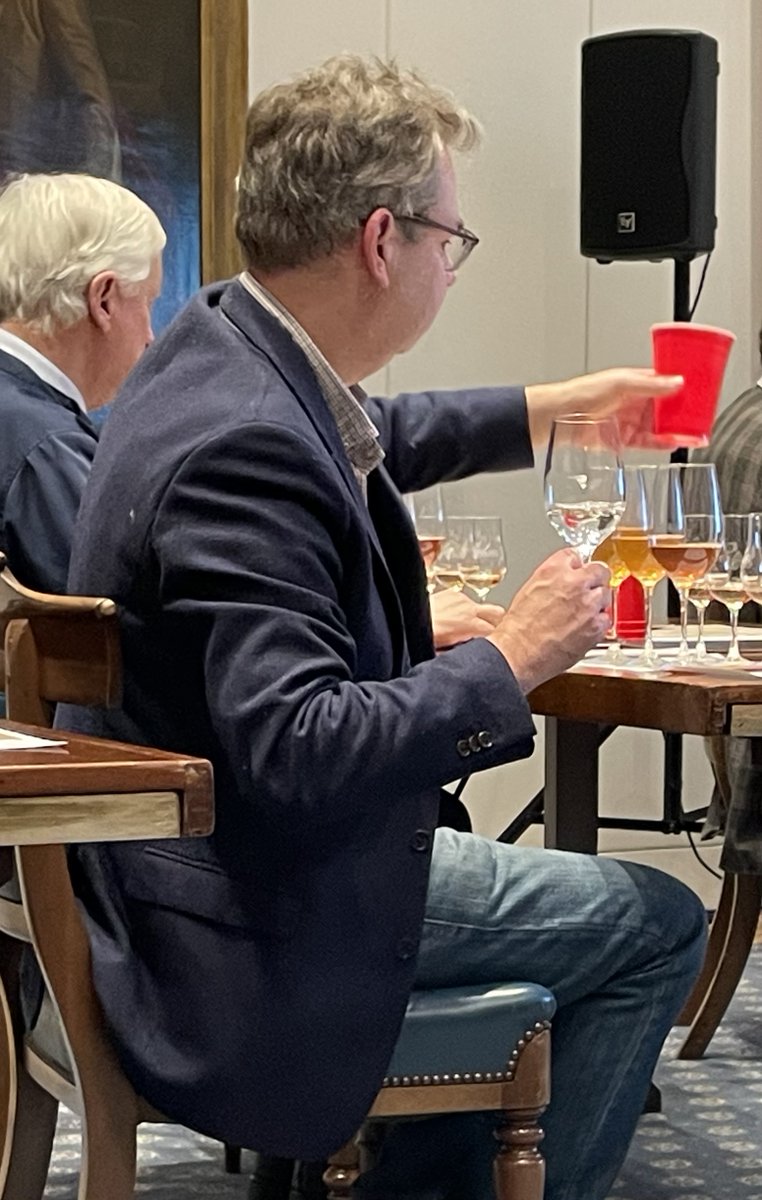 LiggersofLondon's tweet photo. Here are some #wineliggers to look out for, from our friends over on https://t.co/ogbFsZXEIi

Toby Evans, John Floyd, Brian Morris, and Ali Virani. All are frauds and should be kept out! @londonwinefair @Wine_GB @EnotriaCoe @bibendumwine @liberty_wines @SteepleTimes https://t.co/cZOq7bqYna