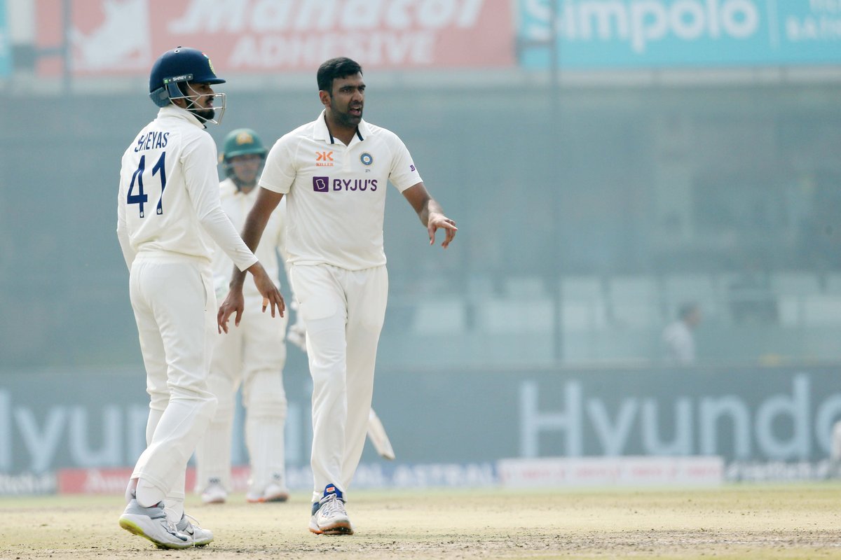 Oneworldnews_'s tweet photo. Live Score #INDvAUS: AUS- 263/10 (78.4 Overs)
#INDvAUS #BGT2023 #Hotstar #LiveScore #ViratKohli #Handscomb #Shami #Khawaja #BCCI
Read More: https://t.co/9j0uKcP8X2 https://t.co/1qP6oxmCvu