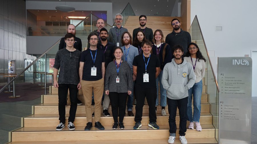 Postdoc job alert! Come work with <a href="/efgalvao/">Ernesto Galvão</a> and Rui Soares Barbosa <a href="/INLnano/">INL</a> <a href="/QLOC_INL/">Quantum and Linear-Optical Computation group @INL</a> in beautiful Braga, Portugal. Two postdoc positions (24 months each) associated with EC-funded project Foundations of Quantum Computational Advantage (FoQaCiA): careers.inl.int/our-vacancies/… 1/n