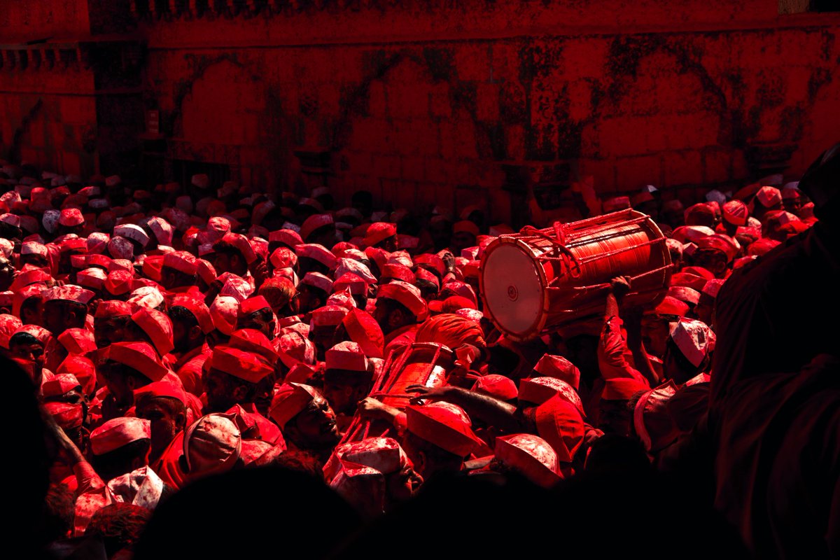 Thevinaymane's tweet photo. RED FESTIVAL ❤
These are some pictures from SHRINATH MHASKOBA YATRA, VEER which is near Pune. This Festival is so unique because of spreading of Red colour called Gulal.
#IncredibleIndia #indianculture #RedFestival #mhaskoba 
@Canon_India @incredibleindia
@NatGeo @NatGeoIndia https://t.co/rZYluZW7oV