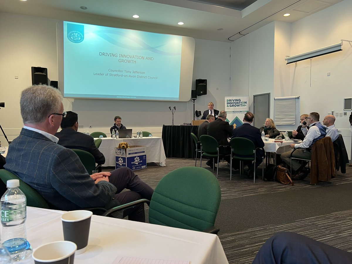 CW_GrowthHub's tweet photo. After a great morning, followed by breakout sessions. The Driving Innovation &amp; Growth summit now heads into a panel session - some insightful conversations being had all around the room. #innovation @StratfordDC https://t.co/KkK8ke0ddt