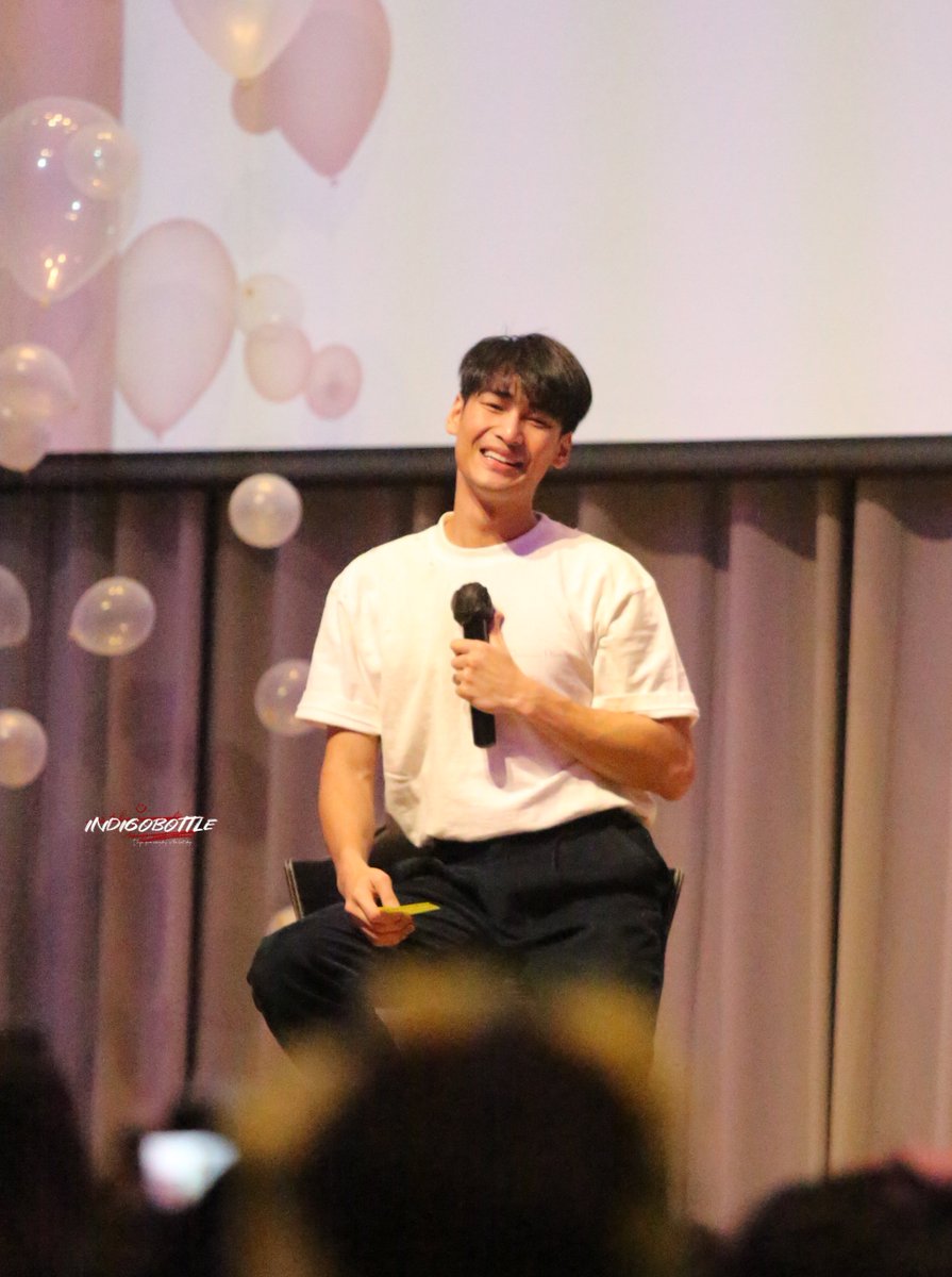 indigo_bottle94's tweet photo. 17.02.2023 ;
แสนซนคนเก่ง 😂🦈🦈🦈

#APOMeetandGive2023
#Nnattawin 
@Nnattawin1 https://t.co/Q2GGVenZX6