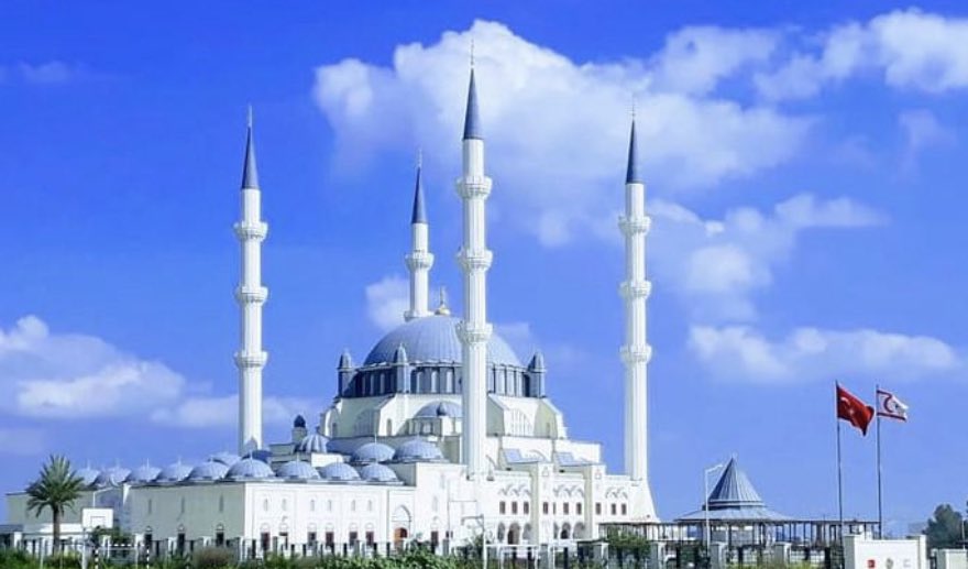 ErsinrTatar's tweet photo. Tüm İslam Âleminin Miraç Kandili’nin hayırlara vesile olmasını diler, yaşadığımız deprem felaketinde kaybettiğimiz vatandaşlarımıza Allah’tan rahmet, yaralılara şifa, yaslı ailelere ve milletimize başsağlığı dilerim. #MiracKandili https://t.co/M1m4fsqLMe