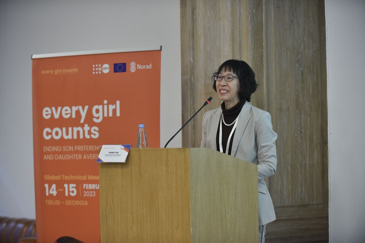 UNFPAChina's tweet photo. Tang Mengjun, a #CPDRC researcher shared findings of shifting gender preference for children in different regions of China at @UNFPA #GBSS meeting in Georgia.

Learning from China has contributed to the development of UNFPA framework for social change in addressing son preference https://t.co/kA55S7rfbD