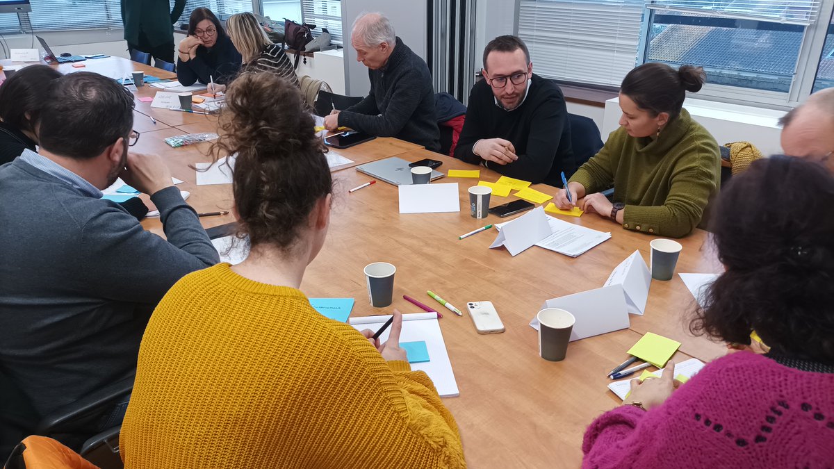FFB_Occitanie's tweet photo. Comment intégrer la #RSE dans son entreprise ❓
👉C’est l’ambition de l’action collective formation #BaROC : Bâtisseurs Responsables en Occitanie lancée par la FFB Occitanie.
➡A venir : 7 journées de formations collectives et 5 journées d’accompagnement individuel en entreprise https://t.co/LgjcWkcYDI