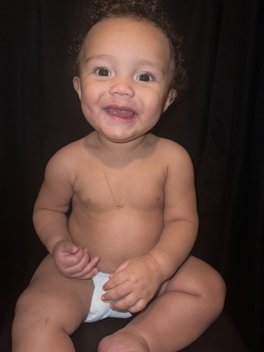 omgitischrissy's tweet photo. Can’t convince me he isn’t the most perfect boy EVER https://t.co/VAkBr1RGxC