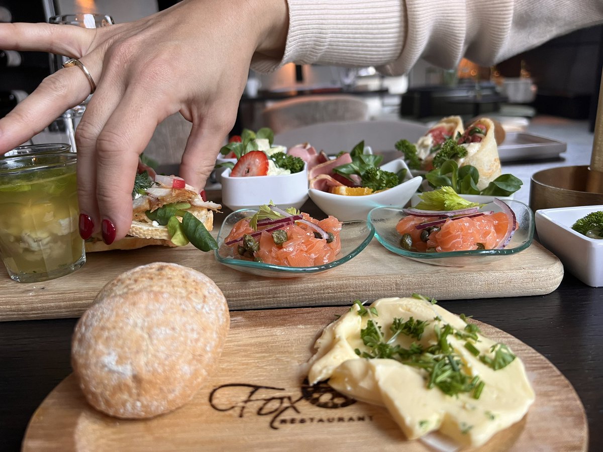 RestaurantFox's tweet photo. We zijn er uit de voor gerechtjes voor het @tctoldenzaal #lezersmenu in #maart https://t.co/DtdBrFxN0P