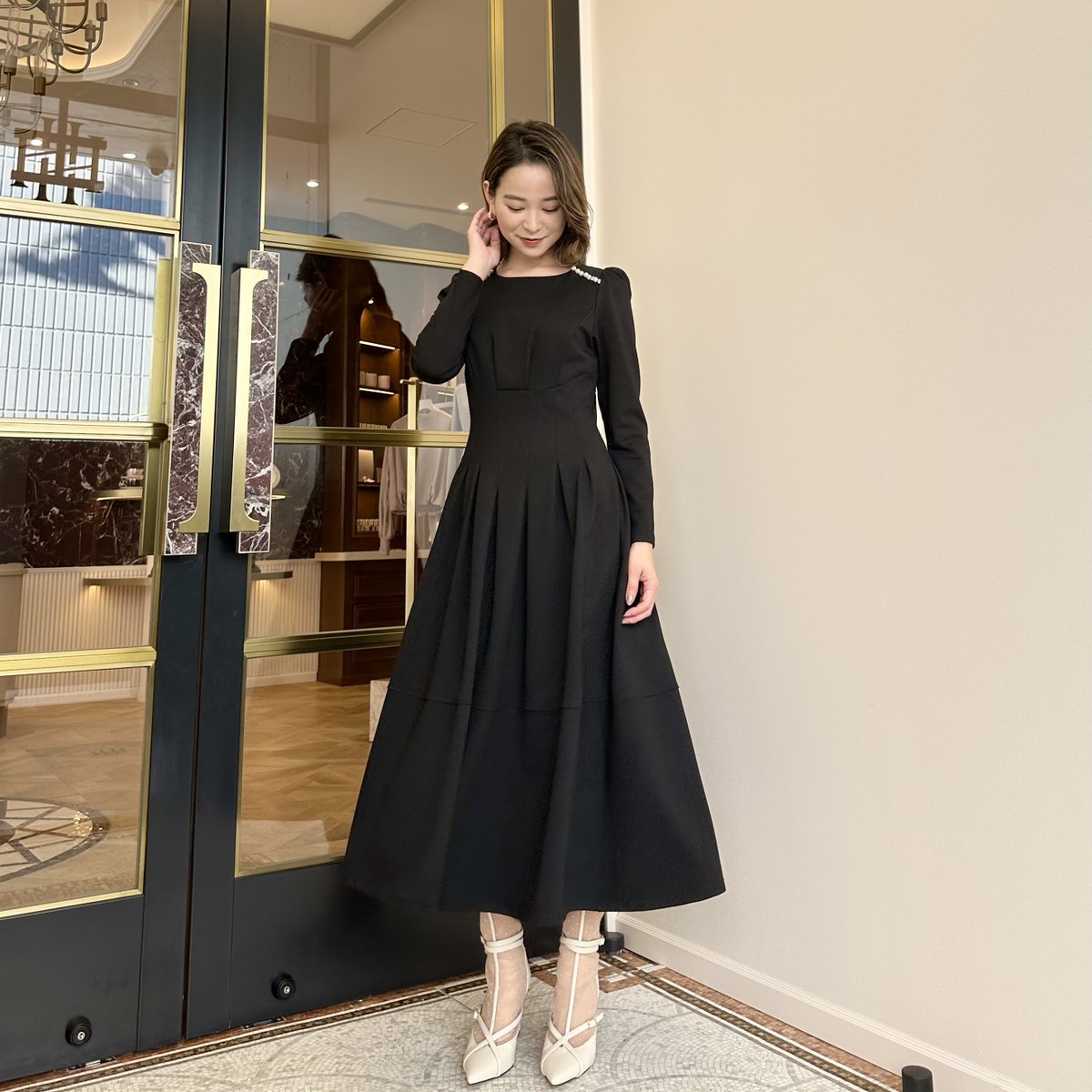 Her lip to Marylebone Pearl Midi Dress 9UEO74NRpM