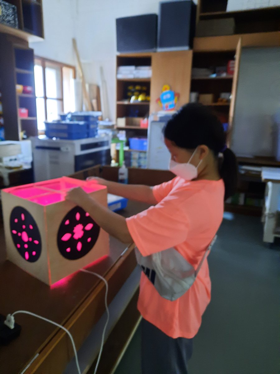 AISCAthletics's tweet image. Check out these awesome pics from the #AISCASA Building and Design class! 🔌🔋 Our students are absolutely crushing it. We can&apos;t wait to see what other amazing things they&apos;ll create in the future! 🤩👏🏼 @AISChennai @AISCElementary