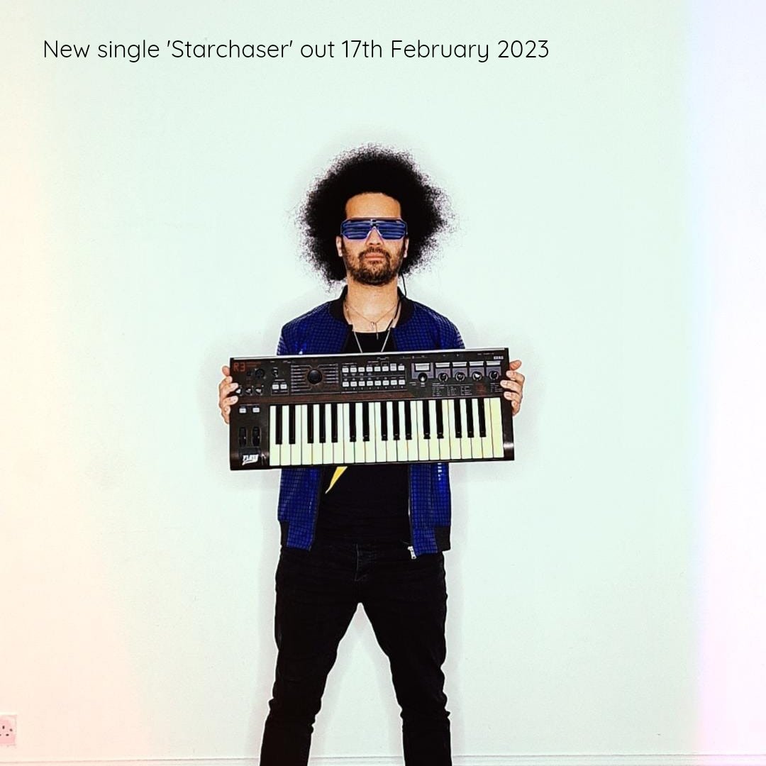 BradfordMusicSc's tweet photo. Bradford based @flashcassette has got an ace new single out today 'Starchaser' ,  go check it out! ⚡️⚡️ https://t.co/trUJehjI6o you are gonna love it 👏 #bradfordmusicscene #livemusic #bradford2025 @bradfordmusic @Bradford_Live #synth #disco https://t.co/VZywhdPU30