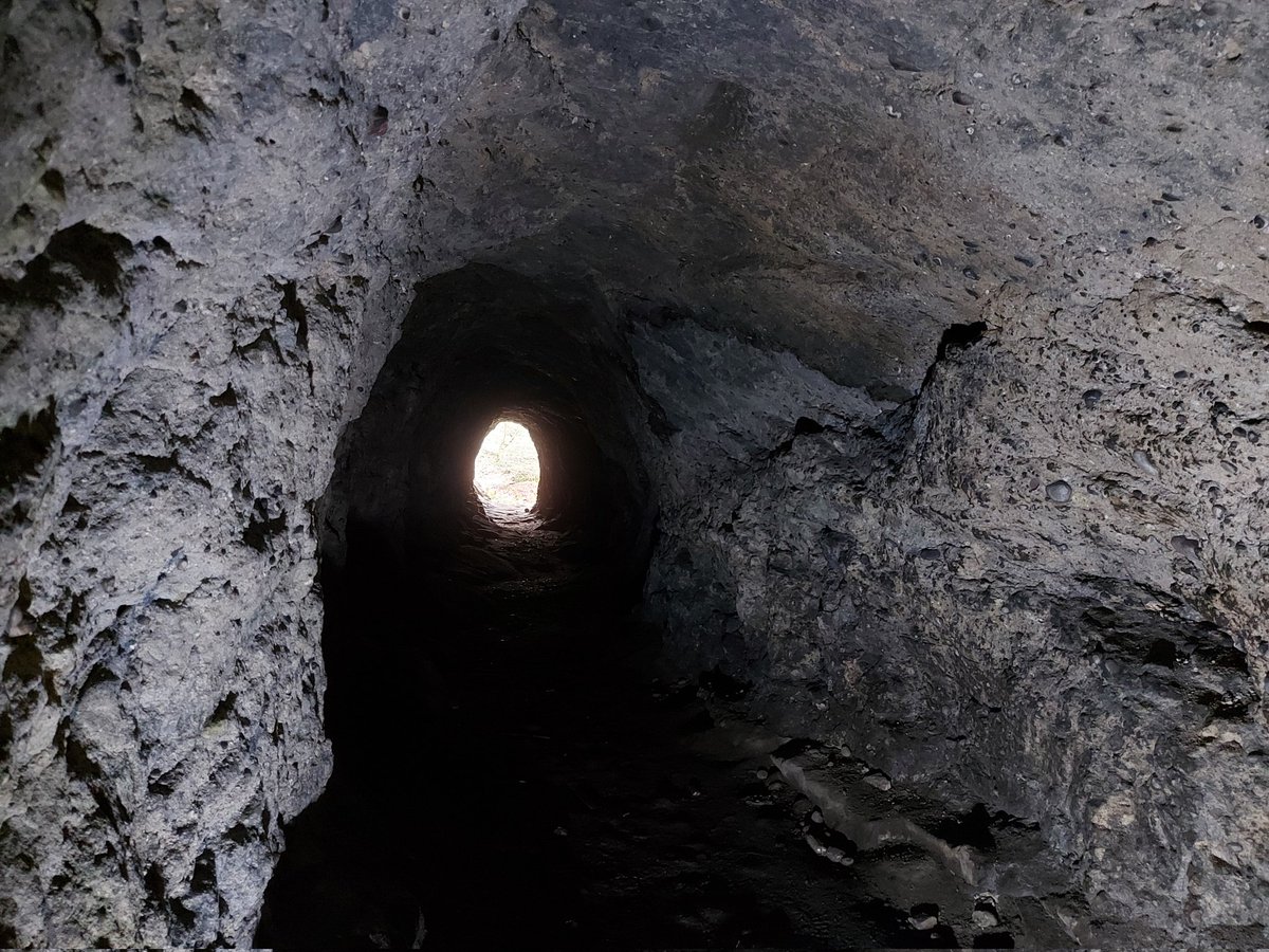 Starting to see the light at the end of the tunnel with the prep for tomorrow's foolhardy 12 hour one man conference. Talks are ready &amp; we have a respectable number of bookings. Speaking of, booking is open until start of final session tomorrow at 8pm:
eventbrite.co.uk/e/one-man-conf…