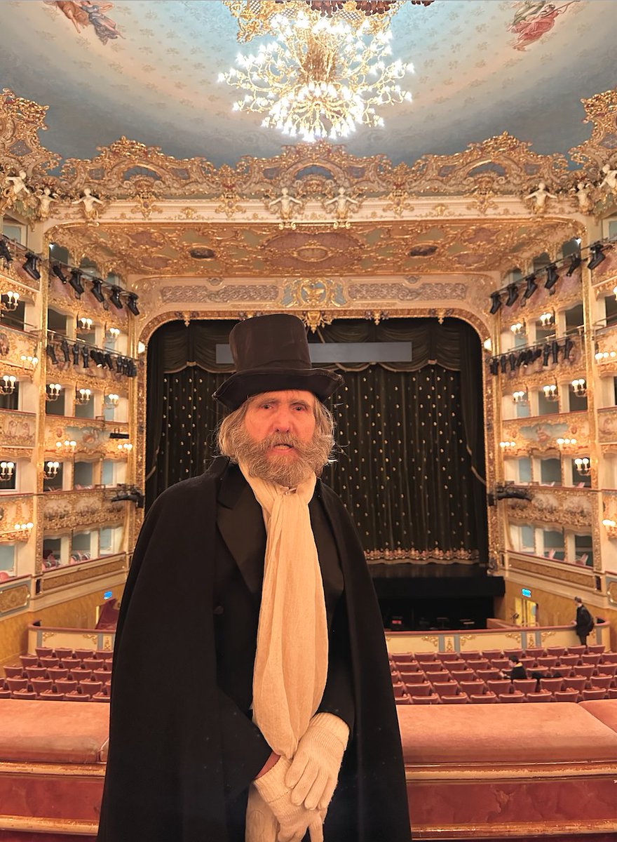 teatrolafenice's tweet photo. Il MAESTRO è passato a trovarci.. gli abbiamo detto che stiamo riportando in scena il suo "Ernani". Era commosso! https://t.co/72hQ5lNdYX