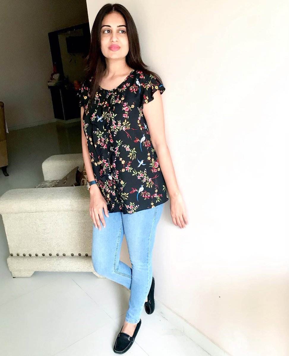 lifelinefarah's tweet photo. In the #throwback pic of #onthisday from #17feb2019 #memories 👉 @Farah_Yousaf_fc follow ♥ 👈 https://t.co/3jq4oKRoNU