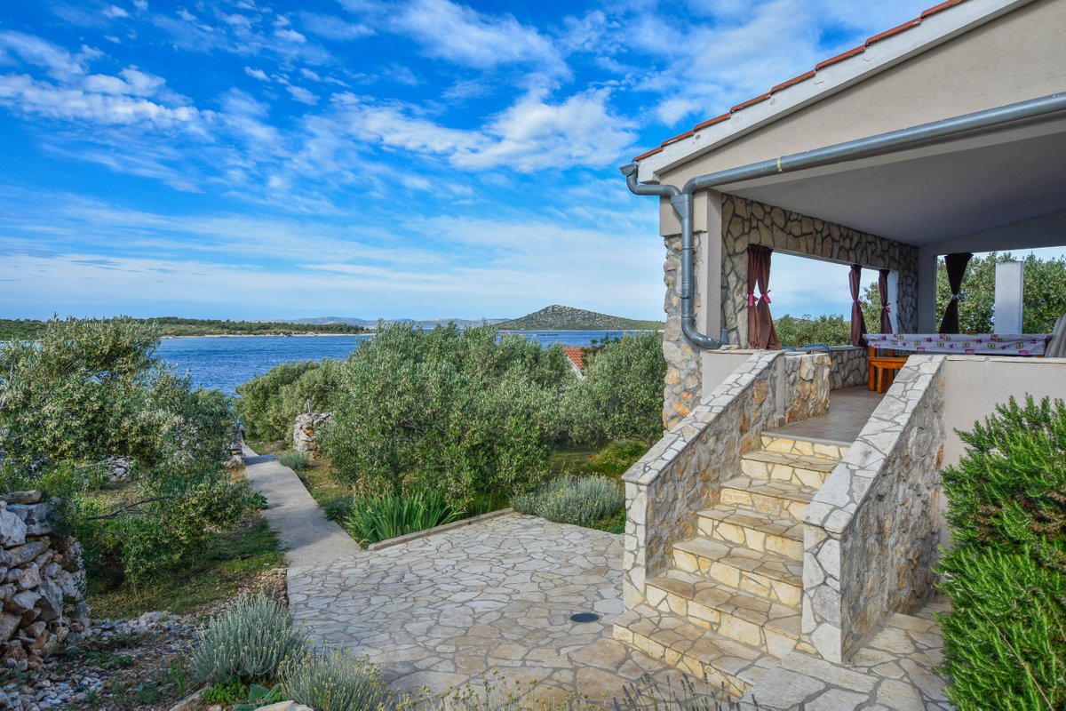 ValToursBiograd's tweet photo. #island of #Pasman #Dalmatia #AdriaticSea #holiday #vacation #summer https://t.co/Dms5OOYOla