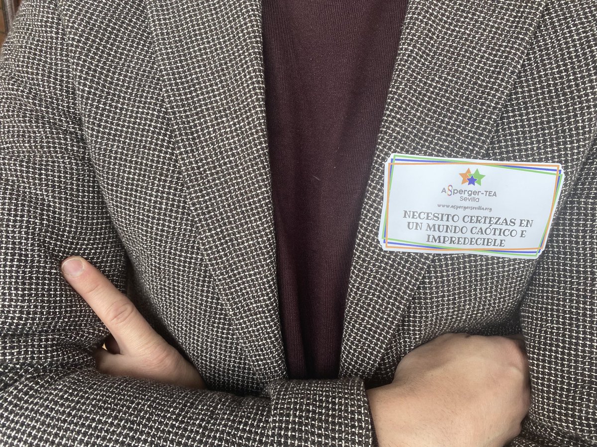🧩♾️🌈 Mañana es el #díainternacionaldelsíndromedeasperge y en @ptv_sevilla nos unimos al movimiento por la inclusión de <a href="/AspergerSevilla/">Asperger - TEA Sevilla</a> con sus pegatinas solidarias. 

#aspergerteasevilla #ningunteasinderechos #discapacidadsocial #asperger