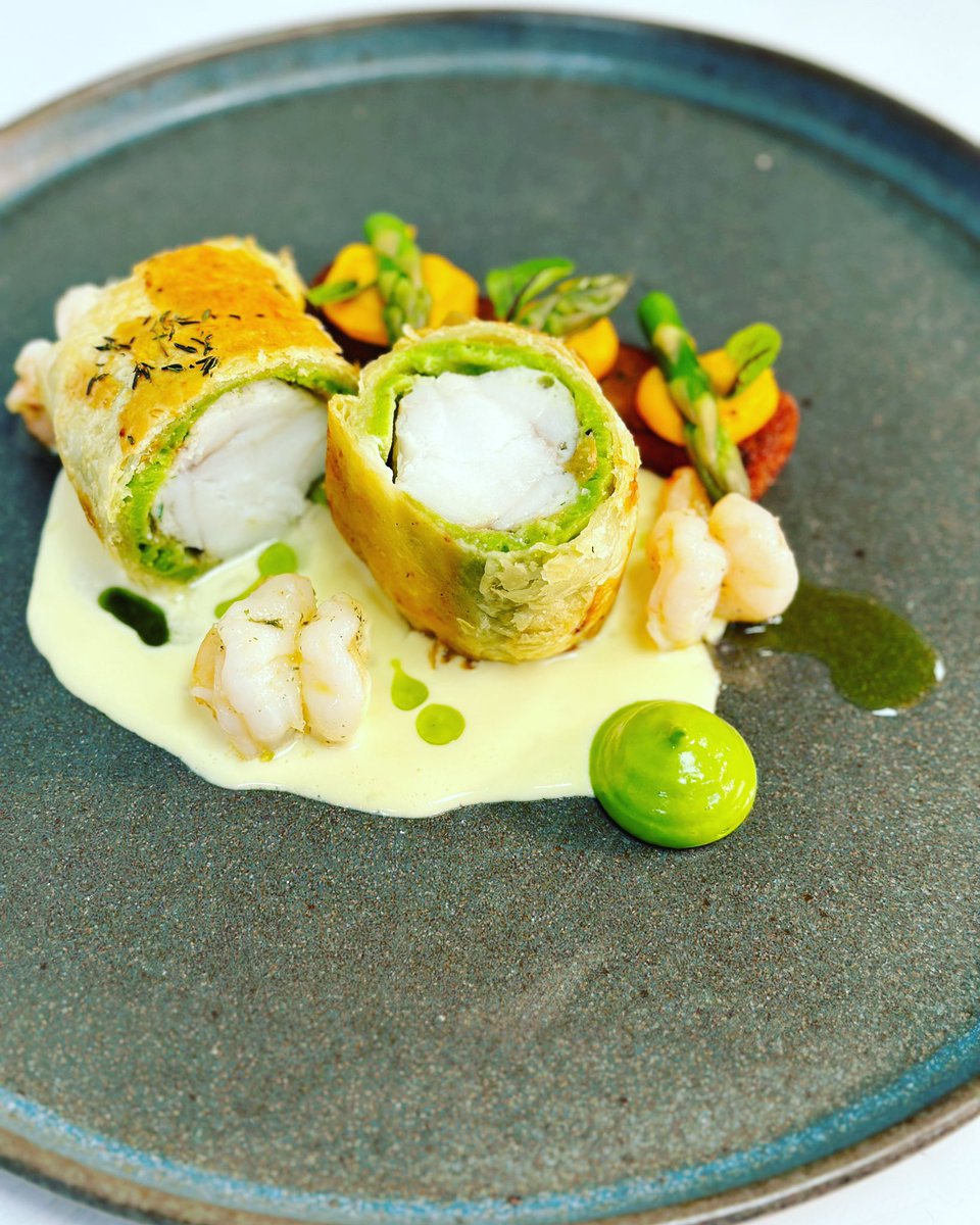 TheRedBank's tweet photo. Monkfish Wellington with Prawns, absolutely delicious 🤤 why not try some of our daily fish specials 👍
#freshfisheveryday 
#casualdining #tasteleitrim #enjoyleitrim #visitleitrim #mycarrick #Irelandshiddenheartlands #foodandwineireland #thetaste #discoverireland https://t.co/9kmn1xqX43