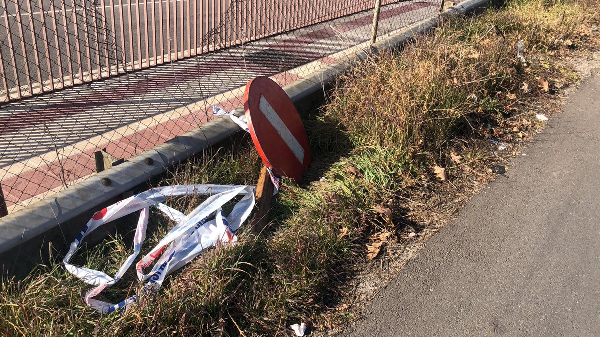 El <a href="/PSOE/">PSOE</a> pone a prueba cada día la paciencia de los vecinos de La Sal en #SanAndres #leonesp Ya son ellos los que barren las calles o vacían las papeleras. Y eso pagando unos de los impuestos más altos de España. Esto nos han contado ⤵️⤵️
cutt.ly/n3KZvcb