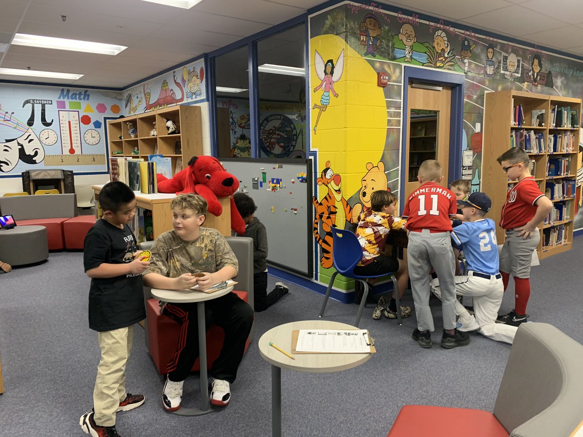 MVESroars_lib's tweet photo. So much fun @MVESroars_lib @mvesroars https://t.co/Mg2QOSI8gU