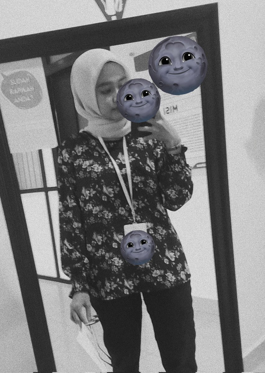 riris12via's tweet photo. Tertumbennnnn, akhirnya bs belajar bikin aliss๐ค๐คฃ
Yaaa tq mekoper, tq kantor jgn biarkan kami lengah kasi kegiatan trs y..๐ค
#savemoment https://t.co/1Fvk566suz