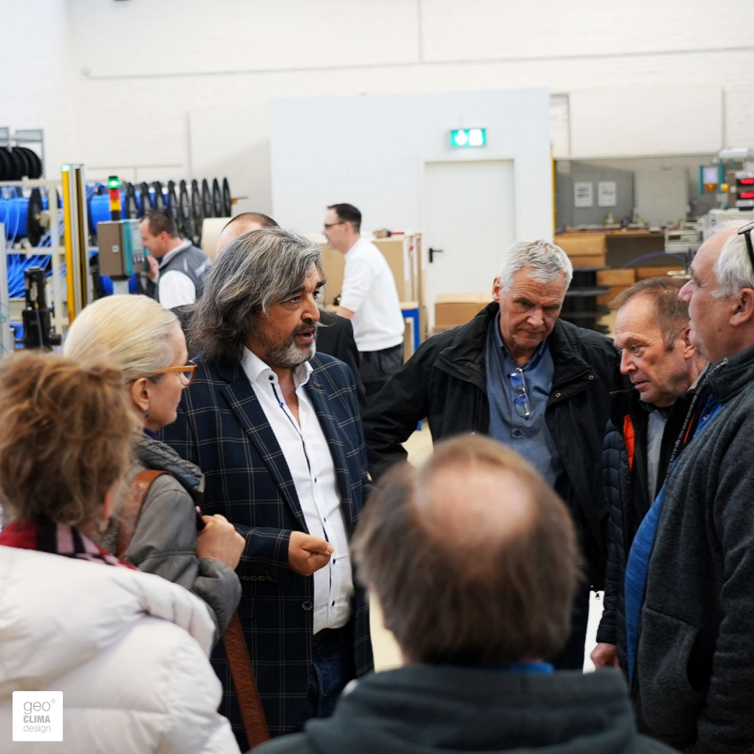 geoclimadesign's tweet photo. Am 14.02. fand unser #Praxisworkshop für Handwerker*innen statt. Organisiert durch die #Handwerkskammer Frankfurt Oder und die @IHK_Ostbrandenb reiht sich das Event in die Veranstaltungsreihe "Energieeffizienz in #Handwerk, #Industrie und #Handel" ein.
#einfachmachen https://t.co/urapMHvAD1