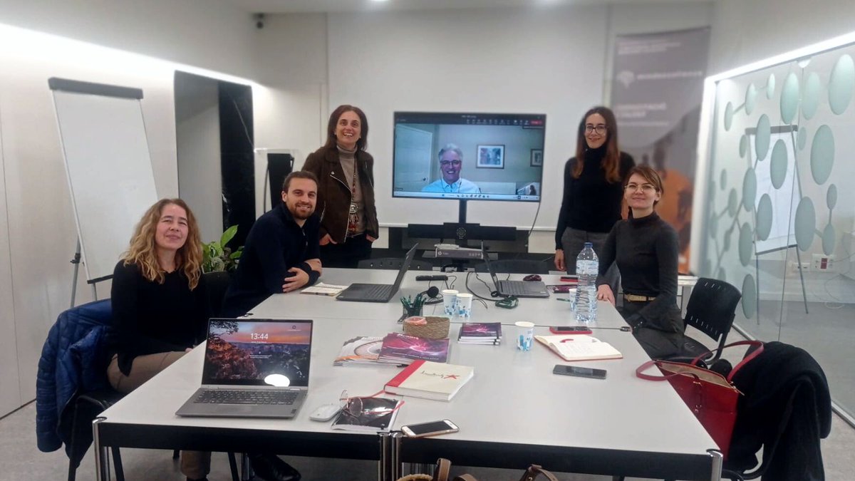 WeMindCluster's tweet photo. Ahir vam rebre la vista de Marie Pierre Gagnon, co-leader del projecte Network for Evaluation and Innovation in Sustainable Health (REISD) del #Québec, una sinergia originada en el marc del programa internacional #intercluster Québec-Catalunya, organitzat per @accio_cat https://t.co/dqnaULaUaF