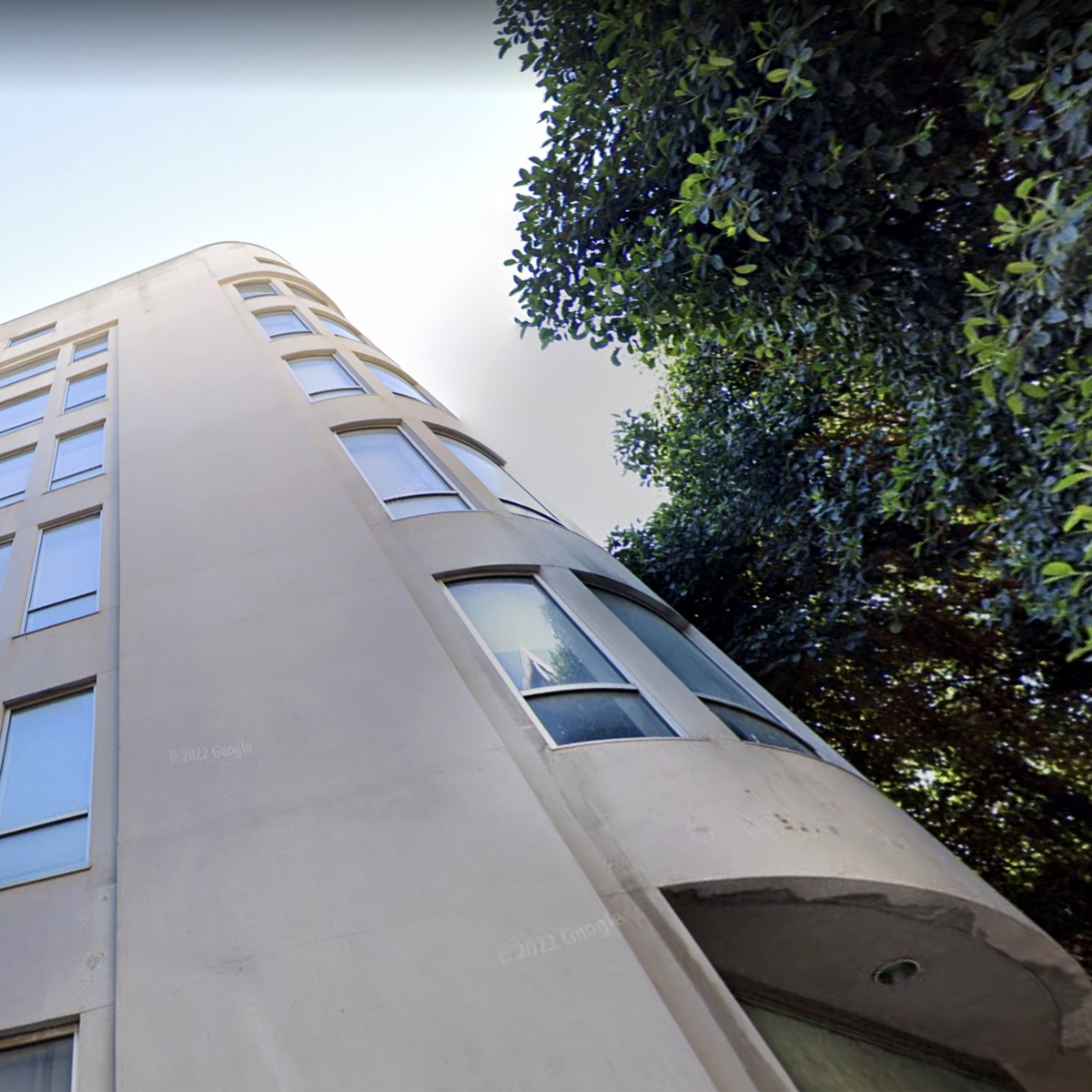 JosepLlorcaCons's tweet photo. Hotel 4 ⭐️ en el centro histórico de Valencia. Nuevo proyecto para Josep Llorca Construcciones, convertiremos un edificio de oficinas bancarias en un exclusivo alojamiento en pleno 💙 de la Capital del Turia.

#constructor #constructora #hotel #reforma #reformahotelera #Valencia https://t.co/lKtefZ6Woo
