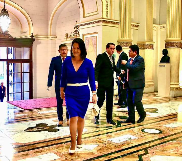 markvitooficial's tweet photo. El Perú aún tiene la oportunidad de salir adelante contigo, Keiko. Tu tenacidad es un gran ejemplo. 💕 https://t.co/7fWVZlkE7e
