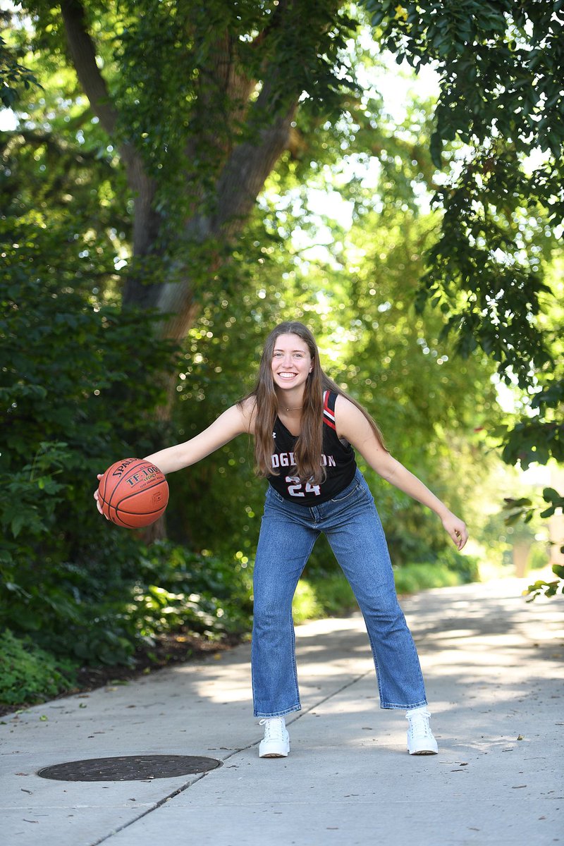 CoachChrisJenny's tweet photo. Can’t wait to celebrate senior night @sylviafox24 and @ShannonRusch18  You have done so much for our family!4:30 tip for @edgertongirlsbb https://t.co/bRiAFUUQyi