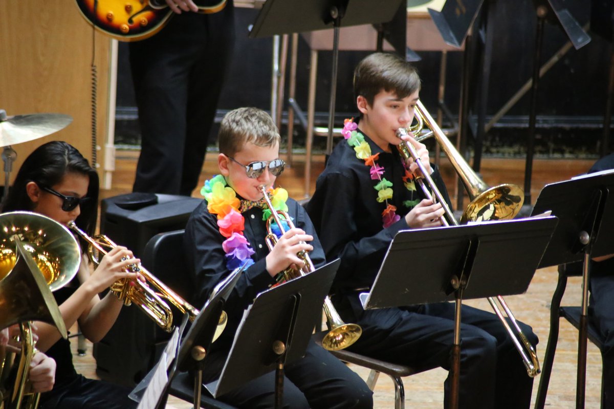 It's the last chance to join the party!🎺 Deadline to register for Concertino Winds, Brass &amp; Percussion is MONDAY, Feb 20! Register online now: esyo.org/join/concertin…