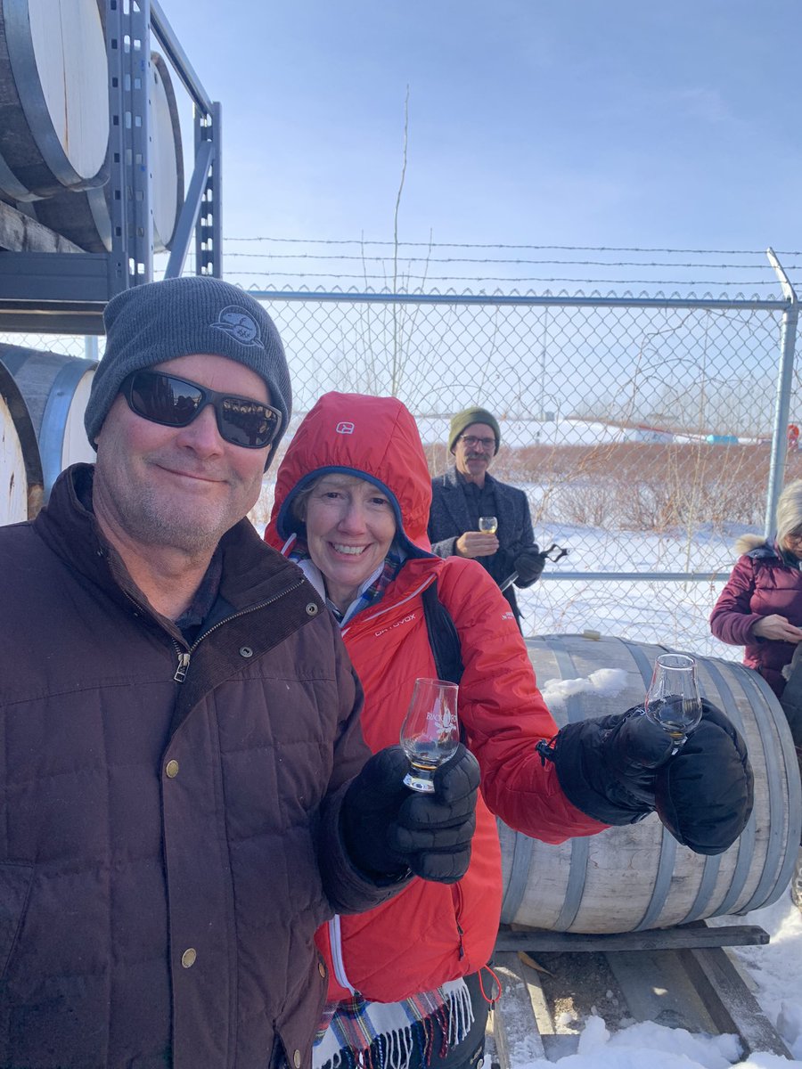 Guy_Theriault's tweet photo. A great afternoon visiting and discovering the award winning @BlackFoxSpirits distillery in @Saskatooning @Saskatchewan with @TravelMediaCA #TMACTravel media members @cottagedaze @hikebiketravel #ExploreSask #Saskatooning #gin #whisky #econoMuseum #économusée https://t.co/wxwRt12guv