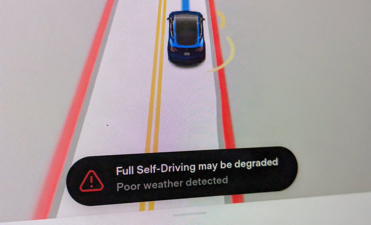 HeyFixThis's tweet image. Human driving performance may be degraded. Poor weather detected.

#humanpilot #fsdbeta