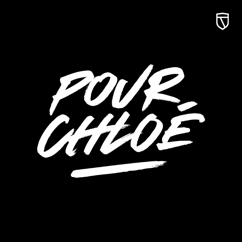 RCLens's tweet photo. Deux équipes, un prénom, 𝐂𝐡𝐥𝐨𝐞́.

Le Racing et le @FCNantes s’unissent pour honorer la mémoire de Chloé Ganago.

🙏 Des maillots spéciaux
👏 Une minute d'applaudissements à la 5e minute
🤝 11 tuniques aux enchères au profit de @MSF_france

#RCLFCN