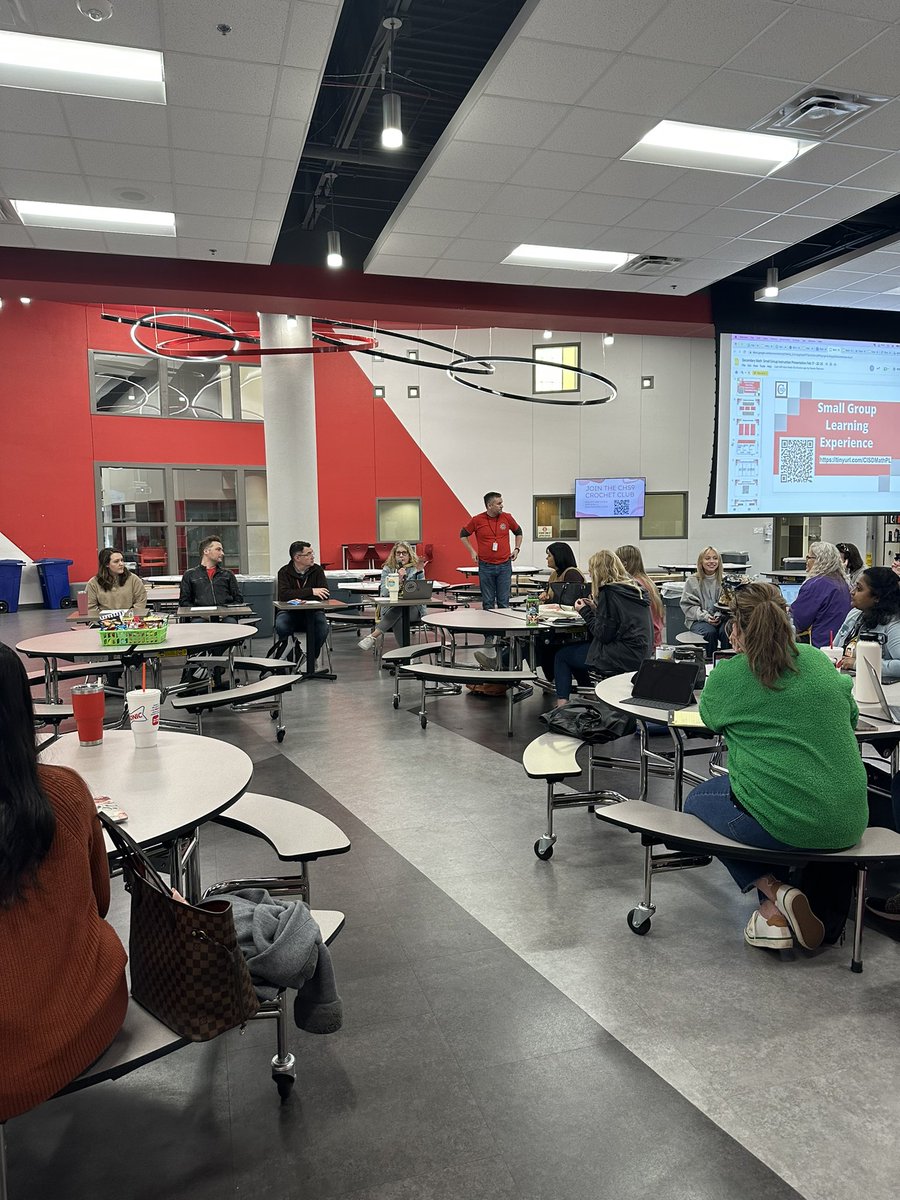 We started our day by hearing from our very own educators in a Panel Discussion about Small Group Instruction - Thanks @Cmalone3 for volunteering! #CISDLearns @MrsKemper  @ngarvey