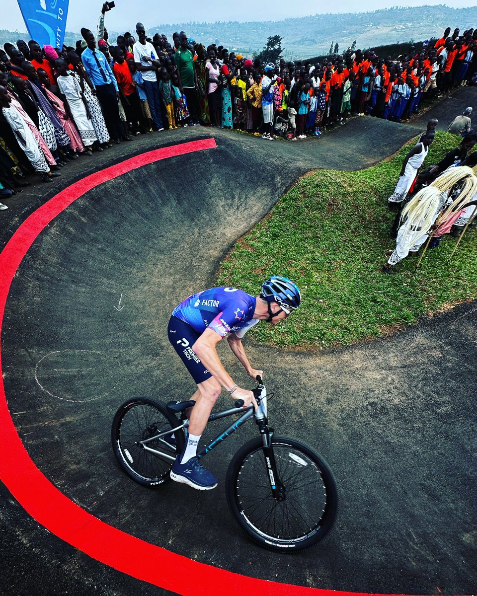 chrisfroome's tweet photo. Testing out the pump track at the Field of Dreams in Bugesera Rwanda 🇷🇼
Thank you so much to everyone who contributed to this project during our Tour de France campaign. It’s amazing to see this project coming to life 🫶 #racingforchange https://t.co/83UJE4cysu