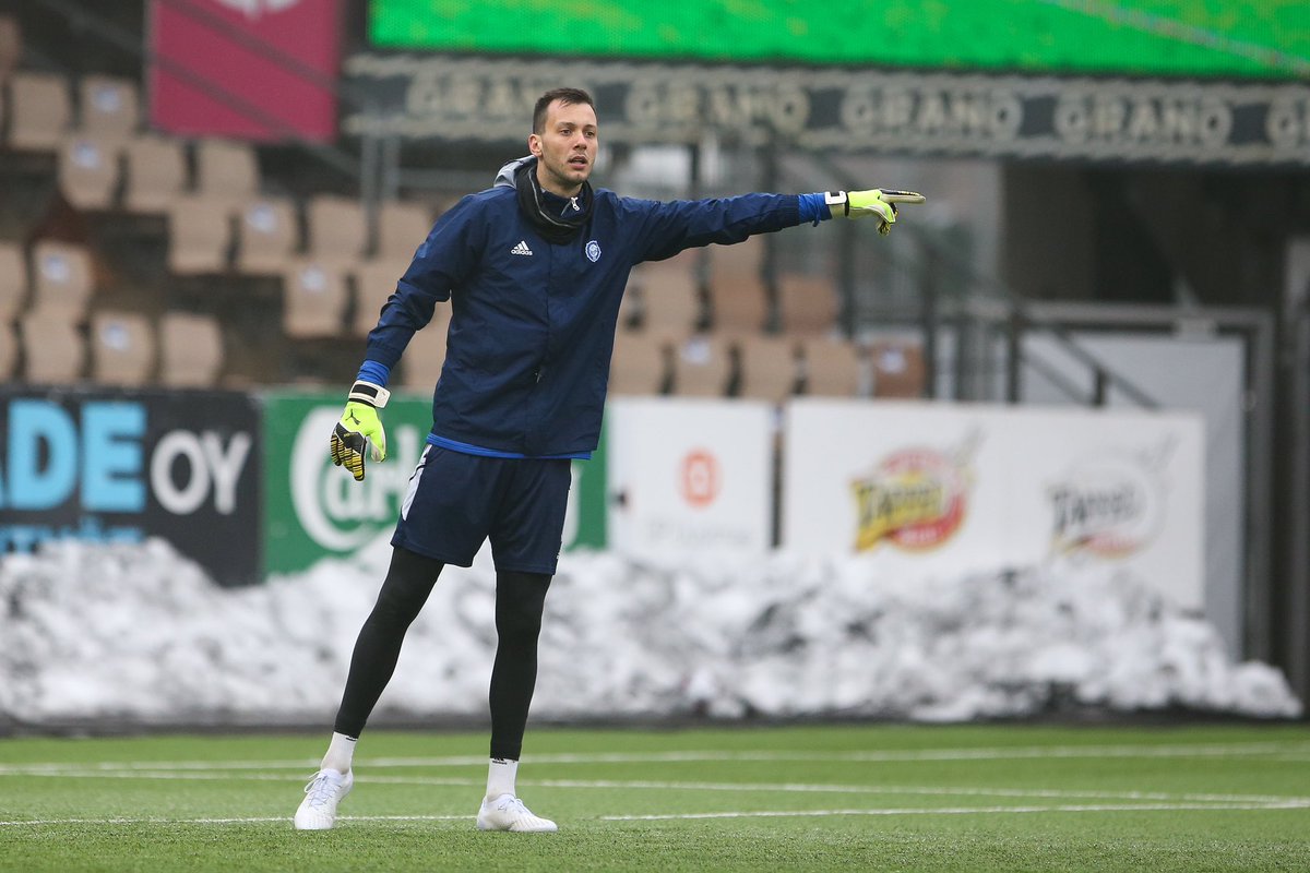 ilievdejan's tweet photo. It’s great to be out on the pitch wearing the new colours! Looking forward to the season! #hjk #helsinki #football #love #my #job #goalkeeper https://t.co/pN2yP5oeqG