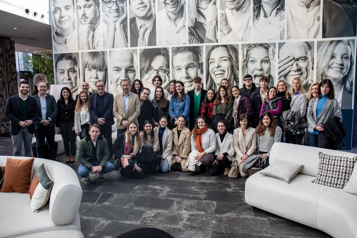 👨‍🎓🧑‍🎓👩‍🎓 Hoy ILUNION Atrium daba la bienvenida a los alumnos de diseño de la <a href="/unav/">Universidad de Navarra</a> Los estudiantes han participado en un interesante proyecto de circularidad para nuestros hoteles y, además, han disfrutado de un Desayuno a ciegas
#hotelescontodosincluidos #diseño #sostenibilidad