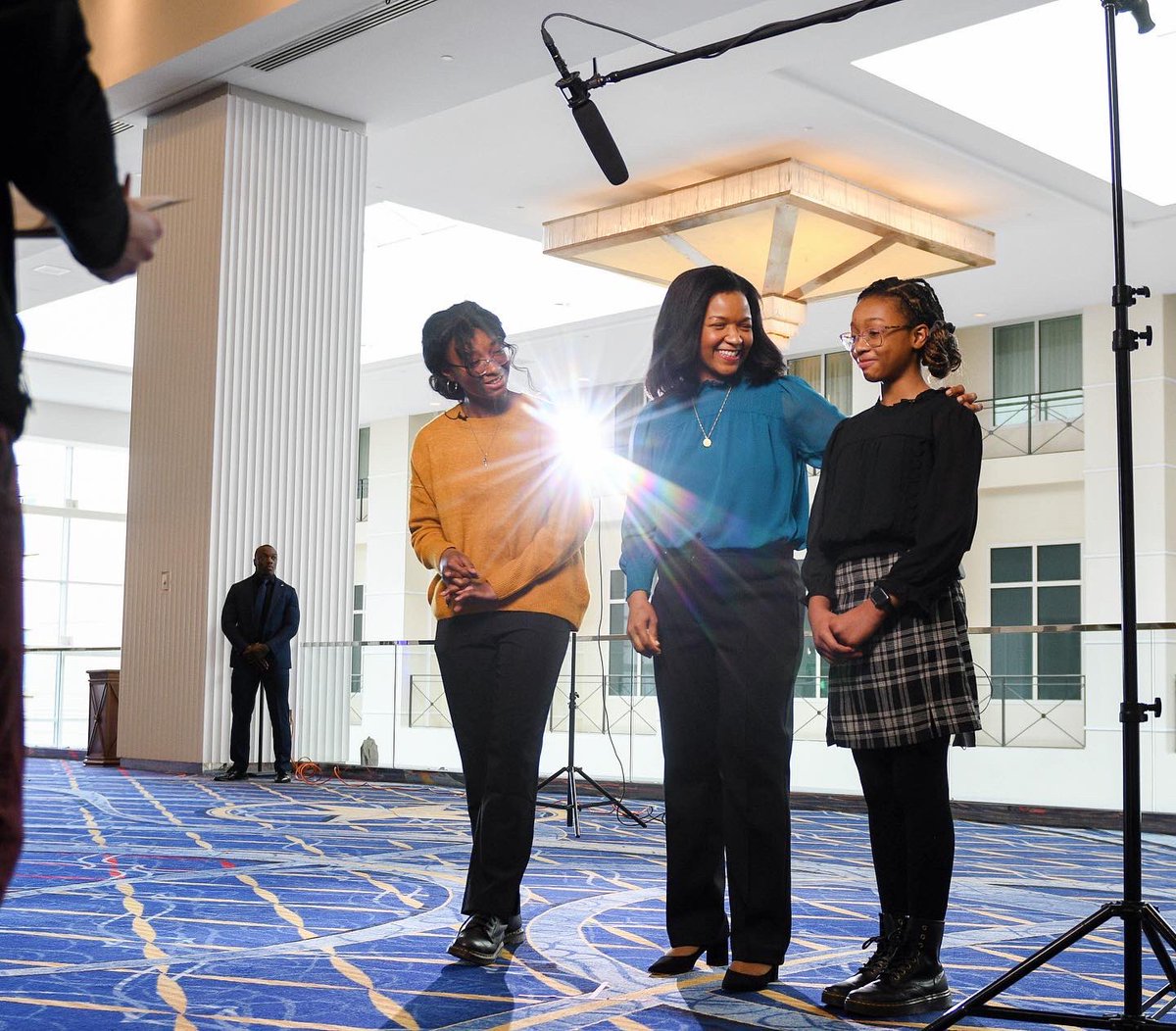 LAIvideo's tweet photo. A #bts look at our shoot with @UL_Standards at @BlackEngineer 
.
.
.
#videoproduction #corporatebranding #corporatevideo #eventvideography #corporateevent #interview #videointerview #dcvideographer  #videomarketing #videoagency #eventcinematography #digitalmarketing https://t.co/ytFnJPGBfN